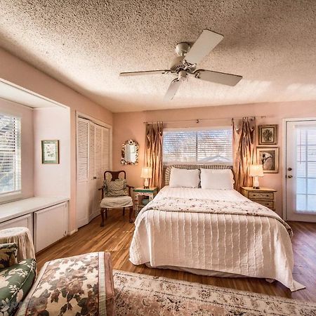 Binky'S Nest Daire Fredericksburg Dış mekan fotoğraf