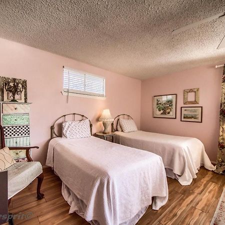 Binky'S Nest Daire Fredericksburg Dış mekan fotoğraf