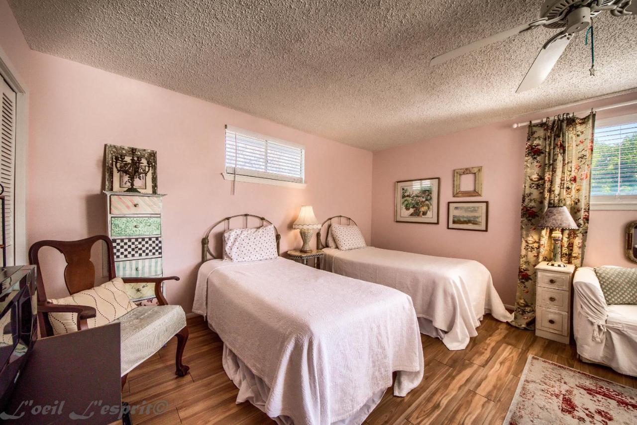 Binky'S Nest Daire Fredericksburg Dış mekan fotoğraf